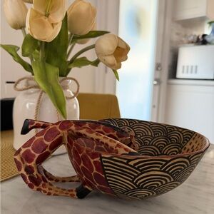 Handcrafted Decorative Bowl with Giraffe Design
